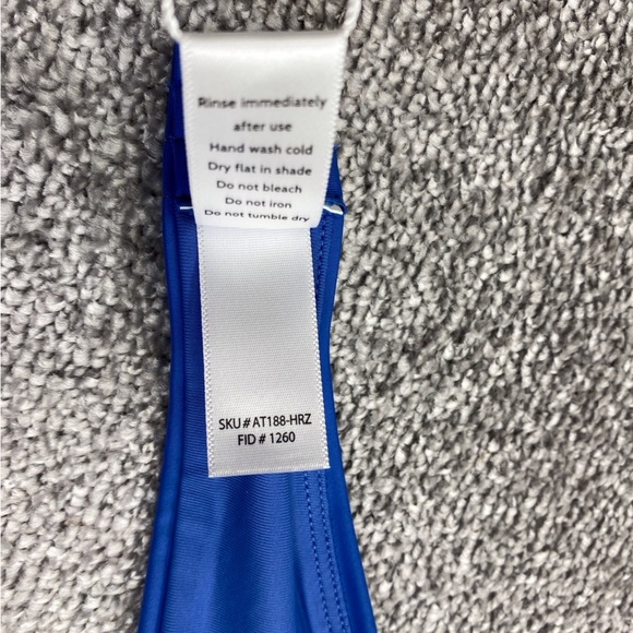 Andie The Scala Top Extra Large Blue Bandeau V Neck Underwire Swim AT188-HRZ - Picture 4 of 10